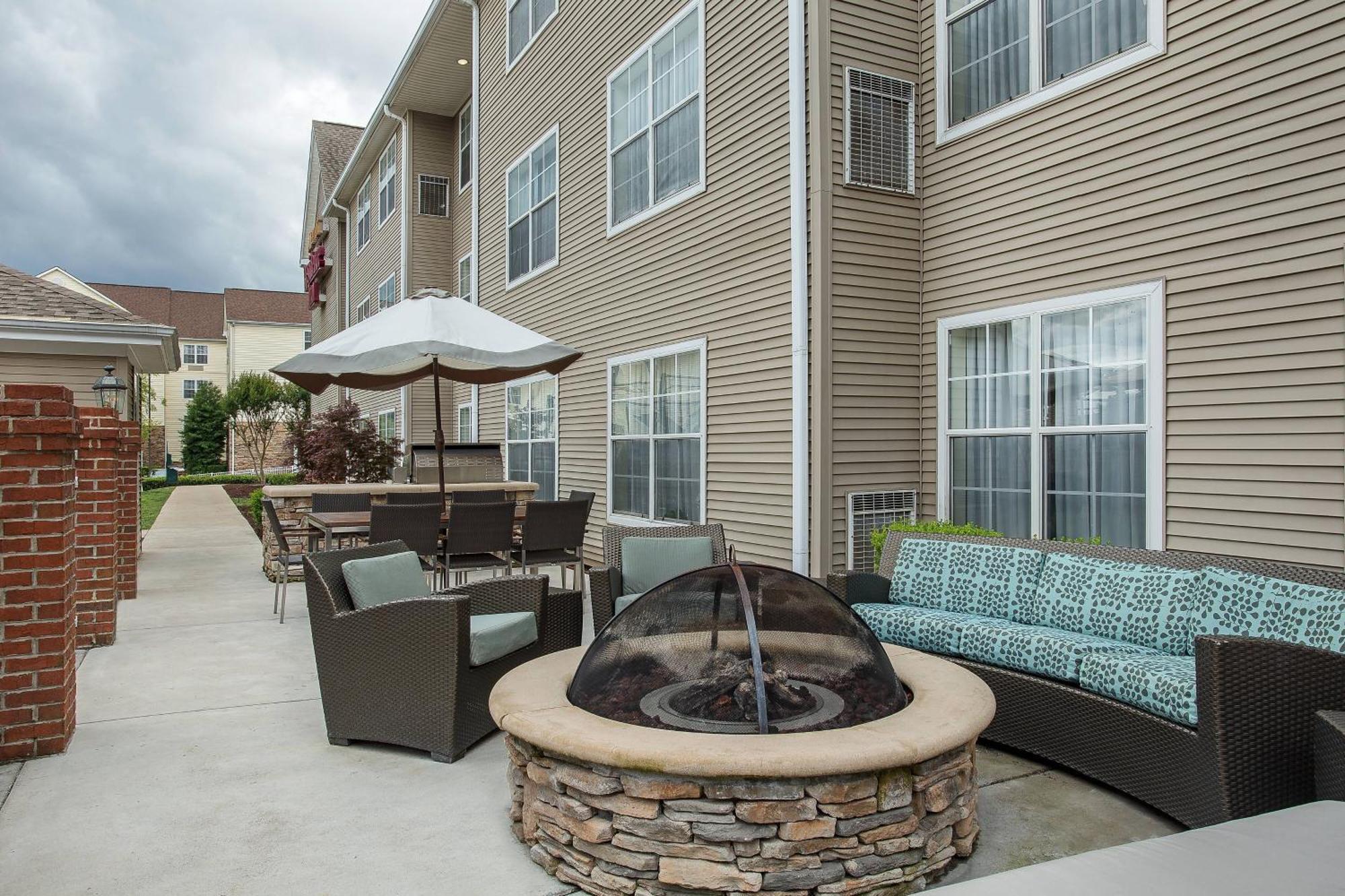 Residence Inn Knoxville Cedar Bluff Экстерьер фото